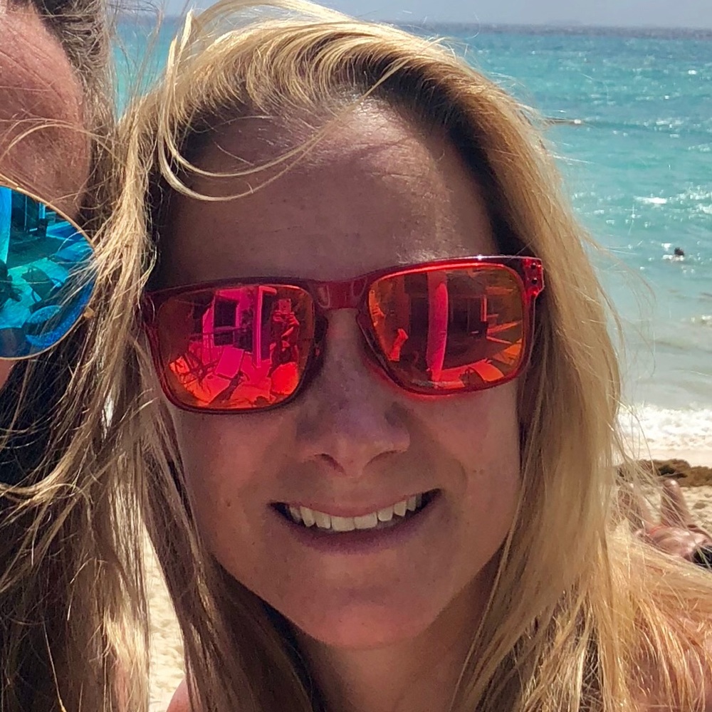 Meet your Posher, Renee